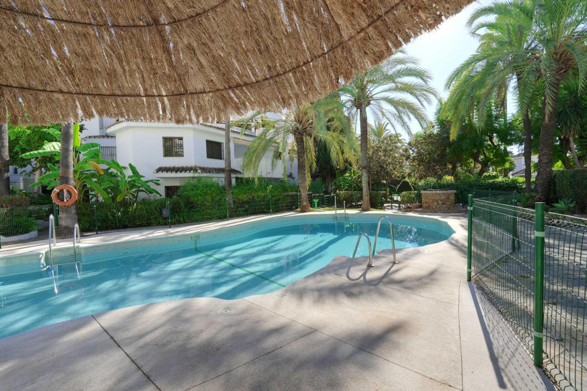 1104 First Line Beach Apartment Golden Beach Pool Marbella Exterior foto